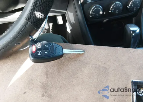 2013 Chrysler 200 Touring из США, поврежденный, VIN 1C3CCBBB7DN503651